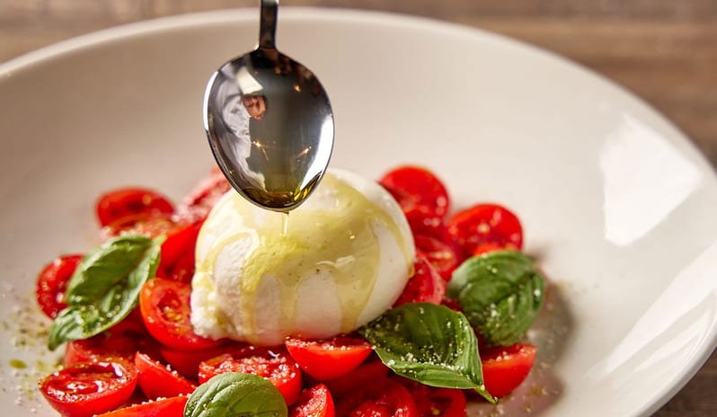 Europe-holidays-greece-rhodes-lindos-grand-resort-spa-la- cucina