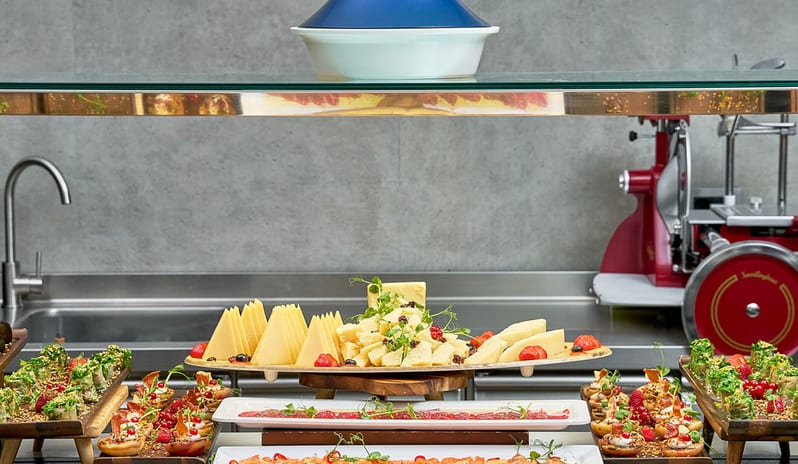 europe-holidays-greece-rhodes-lindos-grand-resort-spa-terra-mare