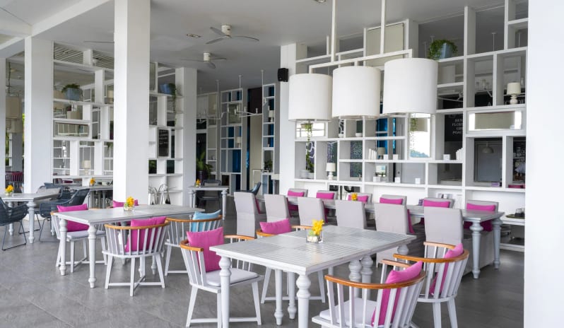 thailand-holidays-phuket-the-nai-harn-phuket-cosmo