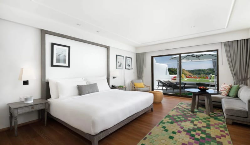 thailand-holidays-phuket-the-nai-harn-phuket-ocean-view-suite-bedroom