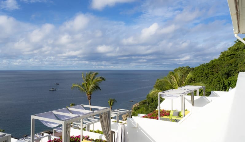 thailand-holidays-phuket-the-nai-harn-phuket-ocean-view-suite