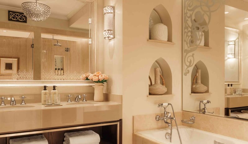 middle-east-holidays-dubai-one-only-royal-mirage-arabian- court-two-deluxe-rooms-family-accommodation