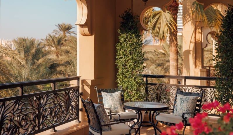 middle-east-holidays-dubai-one-only-royal-mirage-residence- rooftop-suite