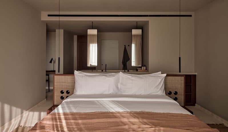 europe-holidays-spain-costa-del-sol-oku-andalusia-two- bedroom-deluxe-suite-private-pool