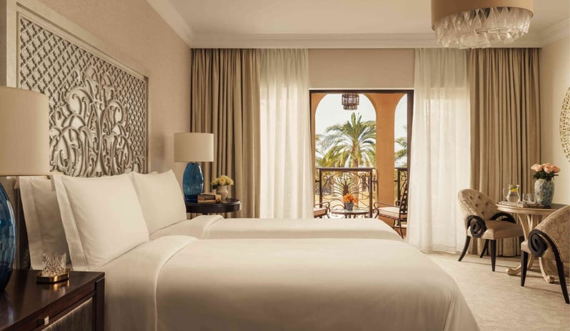 middle-east-holidays-dubai-one-only-royal-mirage-arabian- court-deluxe-room