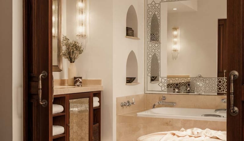 middle-east-holidays-dubai-one-only-royal-mirage-residence- executive-suite