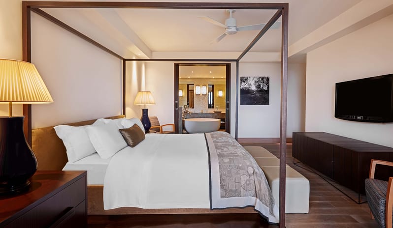 europe-holidays-greece-costa-navarino-the-romanos-a-luxury-collection-resort-costa-navarino-master-infinity-villa