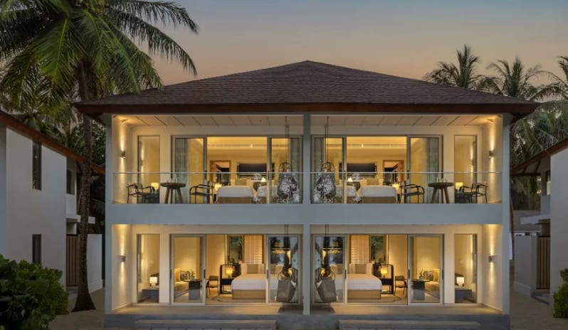 indian-ocean-holidays-maldives-avani-fares-maldives-resort-four-bedroom-beach-pavilion