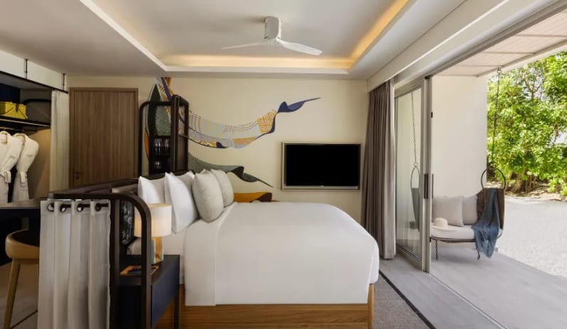indian-ocean-holidays-maldives-avani-fares-maldives-resort-four-bedroom-beach-pavilion