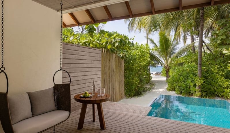 indian-ocean-holidays-maldives-avani-fares-maldives-resort-two-bedroom-beach-pool-villa