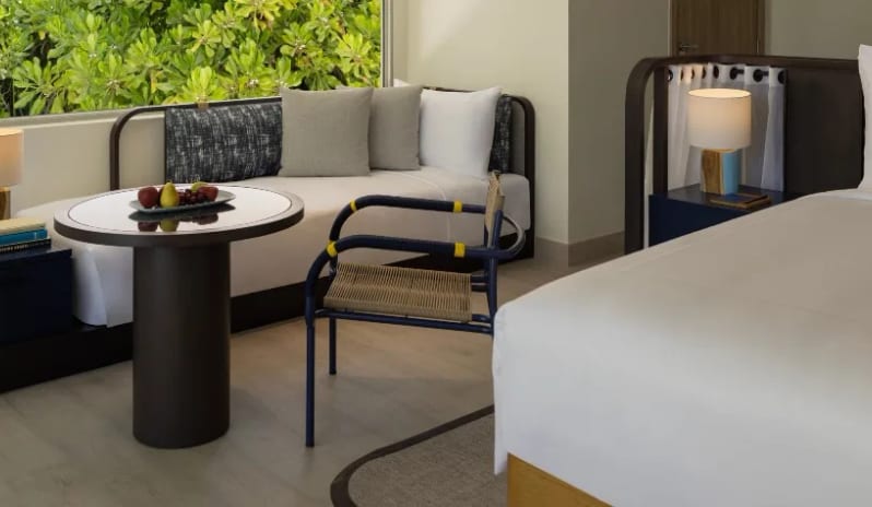 indian-ocean-holidays-maldives-avani-fares-maldives-resort-premium-ocean-view-room