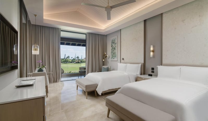 caribbean-holidays-dominican-republic-casa-de-campo-resort-villas-hotel-premier-junior-suite-patio-gardens- golf-course