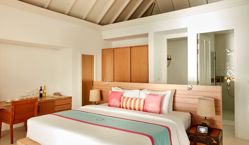 indian-ocean-holidays-maldives-sun-siyam-iru-veli-beach- residence-with-pool-(two-storey)