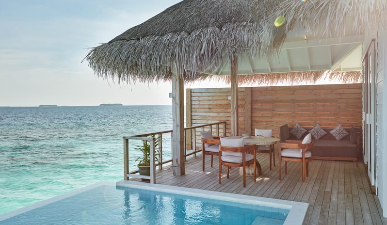 indian-ocean-holidays-maldives-sun-siyam-iru-veli-ocean- residence-with-pool