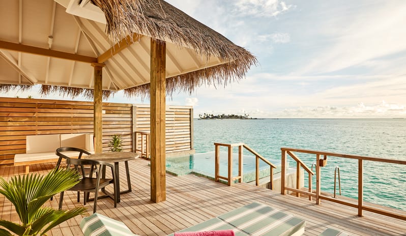 indian-ocean-holidays-maldives-sun-siyam-iru-veli-ocean- villa-with-pool