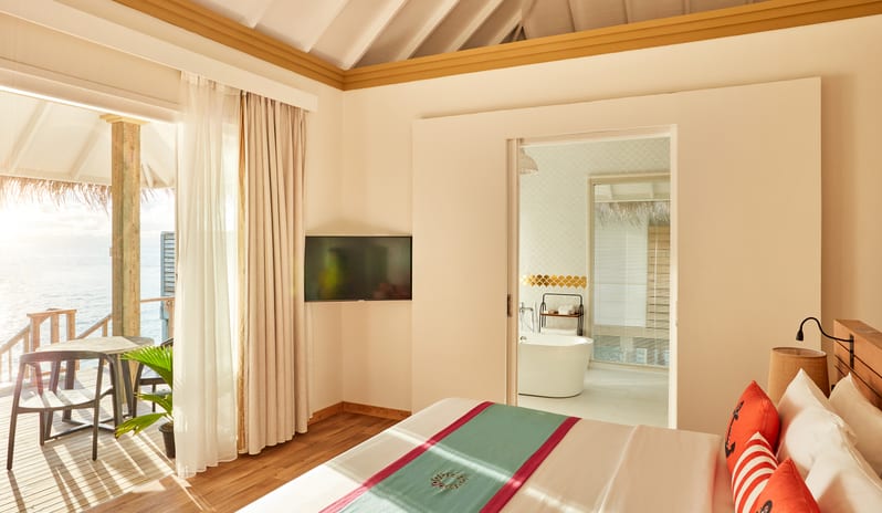 indian-ocean-holidays-maldives-sun-siyam-iru-veli-ocean- villa-with-pool