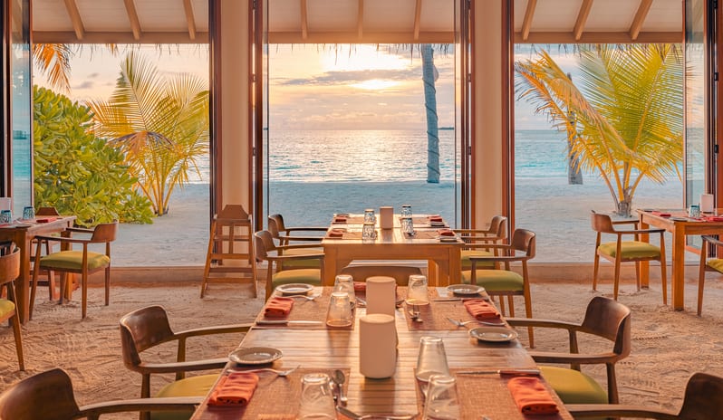 indian-ocean-holidays-maldives-sun-siyam-iru-veli-aqua- orange