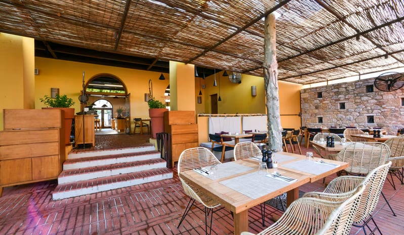 europe-holidays-greece-costa-navarino-the-westin-resort-costa-navarino-hotel-kooc-taverna-secrets