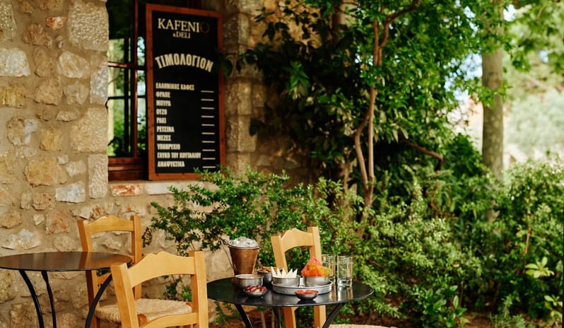 europe-holidays-greece-costa-navarino-the-romanos-a-luxury-collection-resort-costa-navarino-kafenio&deli