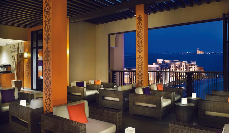 middle-east-holidays-ras-al-khaimah-doubletree-by-hilton-resort-spa-marjan-island-hotel-shofee-rooftop-bar