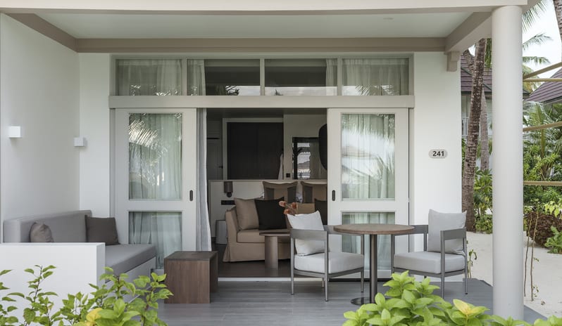 indian-ocean-holidays-maldives-sun-siyam-olhuveli-beach-pavilion