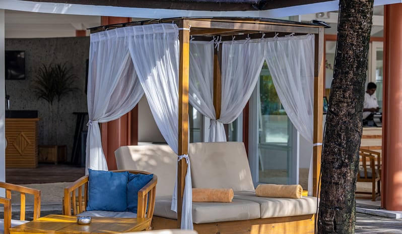 indian-ocean-holidays-maldives-sun-siyam-olhuveli-dream-bar