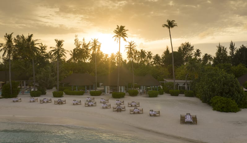 indian-ocean-holidays-maldives-sun-siyam-olhuveli-maghrib- grill