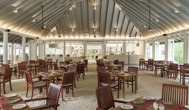 sunsiyam-olhuveli-malaafaiy-buffet-restaurant-interior-exterior-1999