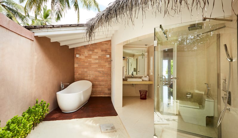 indian-ocean-holidays-maldives-sun-siyam-vilu-reef-maldives-beach-villa-with-pool