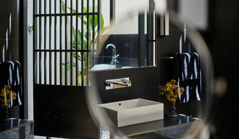 indian-ocean-holidays-sri-lanka-sun-siyam-pasikudah-garden-pavilion-with-pool-bathroom