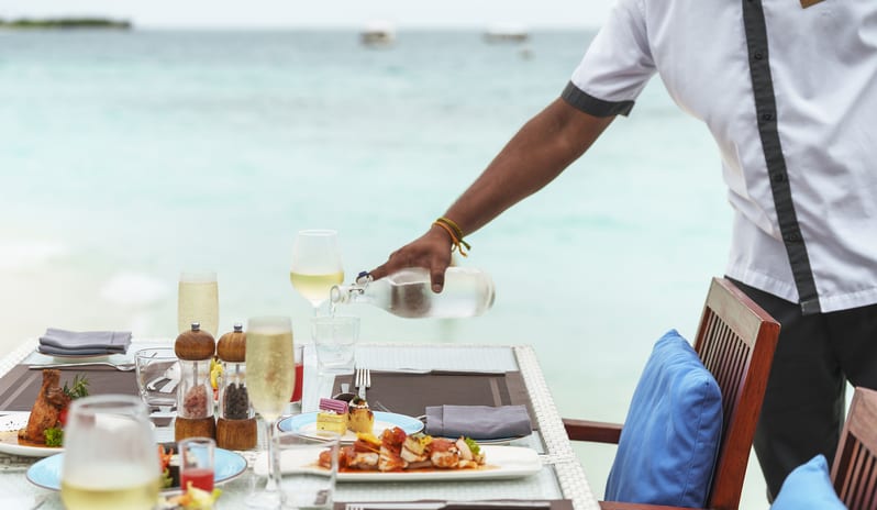 indian-ocean-holidays-maldives-sun-siyam-vilu-reef-maldives-the-aqua