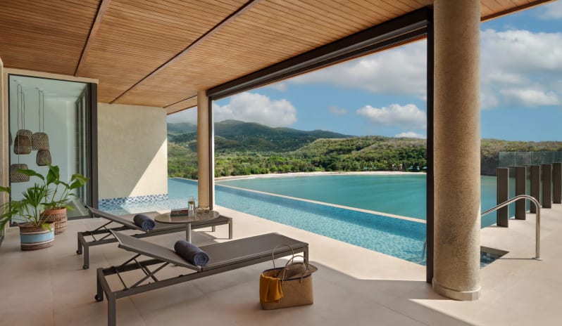 caribbean-holidays-grenada-six-senses-la-sagesse-grenada-four-bedroom-cliff-retreat-poolside