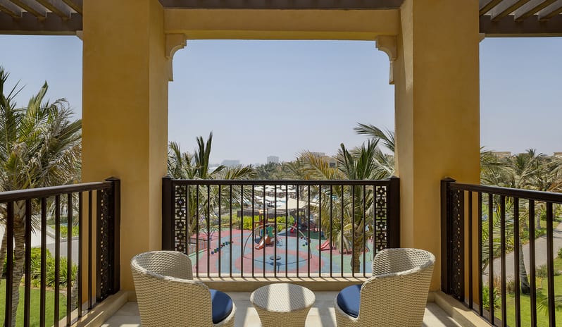 middle-east-holidays-ras-al-khaimah-doubletree-by-hilton-resort-spa-marjan-island-hotel-deluxe-room