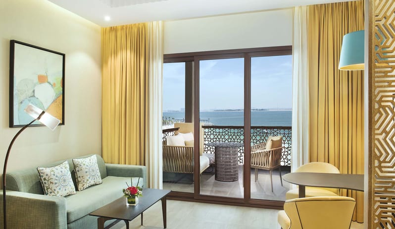 middle-east-holidays-ras-al-khaimah-doubletree-by-hilton-resort-spa-marjan-island-hotel-bay-club-beach-room-with-sea-view