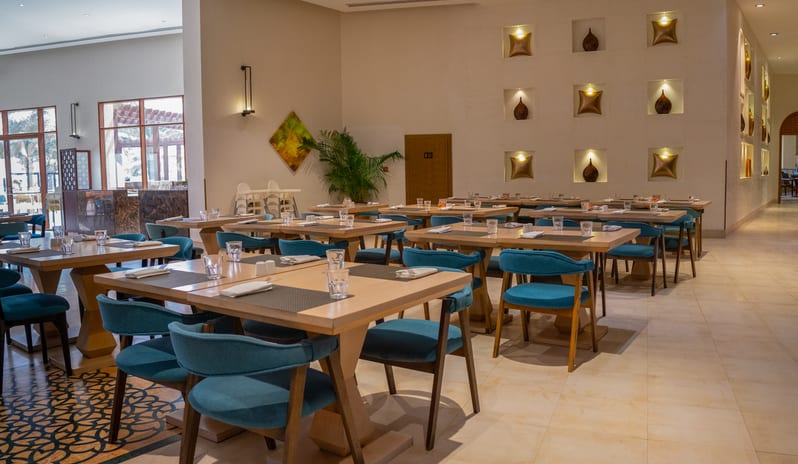 middle-east-holidays-ras-al-khaimah-doubletree-by-hilton-resort-spa-marjan-island-hotel-al-marjan