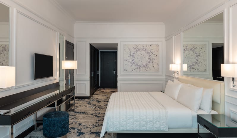 middle-east-holidays-dubai-le-meridien-mina-seyahi-beach-resort-waterpark-hotel-deluxe-sea-view-room