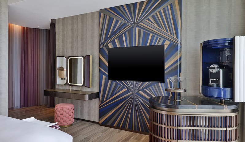 middle-east-holidays-dubai-w-dubai-mina-seyahi-fantastic-corner-room