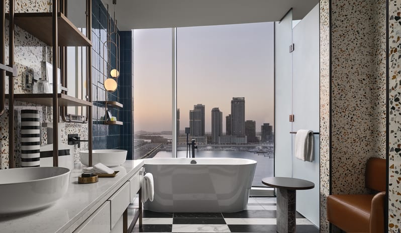 middle-east-holidays-dubai-w-dubai-mina-seyahi-spectacular-wow-suite