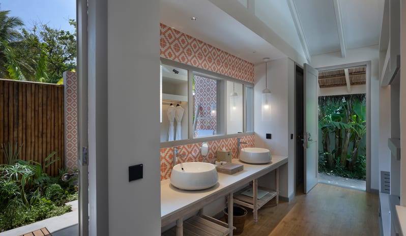 indian-ocean-holidays-maldives-cora-cora-maldives-beach-pool-villa