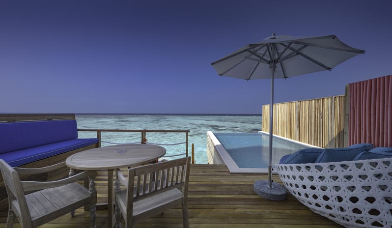 indian-ocean-holidays-maldives-cora-cora-maldives-lagoon-duplex-lagoon-pool- villa