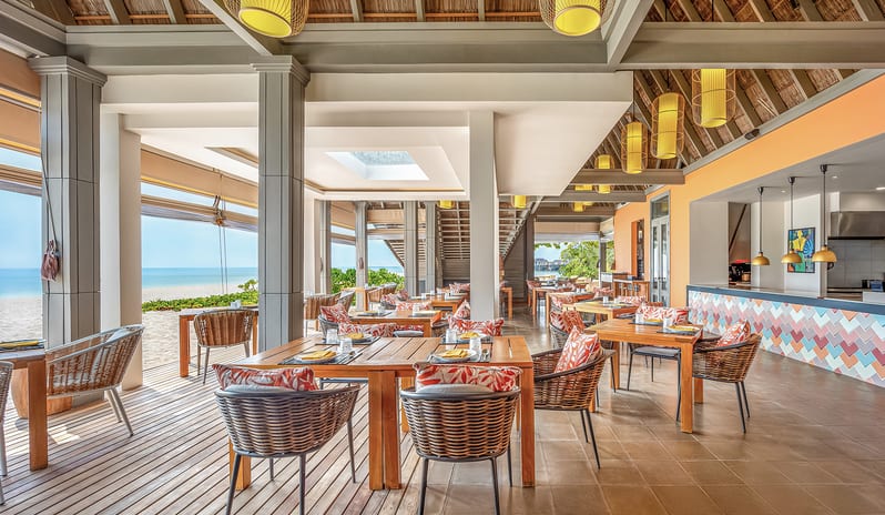 indian-ocean-holidays-maldives-cora-cora-maldives-ginger-moon