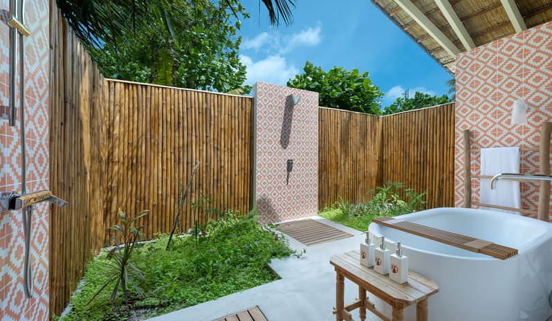 indian-ocean-holidays-maldives-cora-cora-maldives-lagoon-two-bedroom-family beach-villa