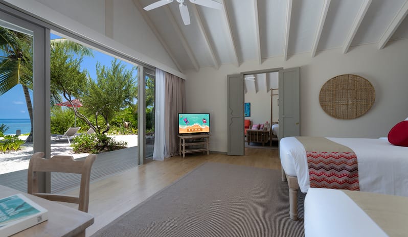 indian-ocean-holidays-maldives-cora-cora-maldives-lagoon-two-bedroom-family beach-villa