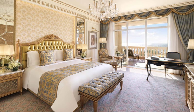 middle-east-holidays-dubai-raffles-the-palm-dubai-signature- suite-ocean