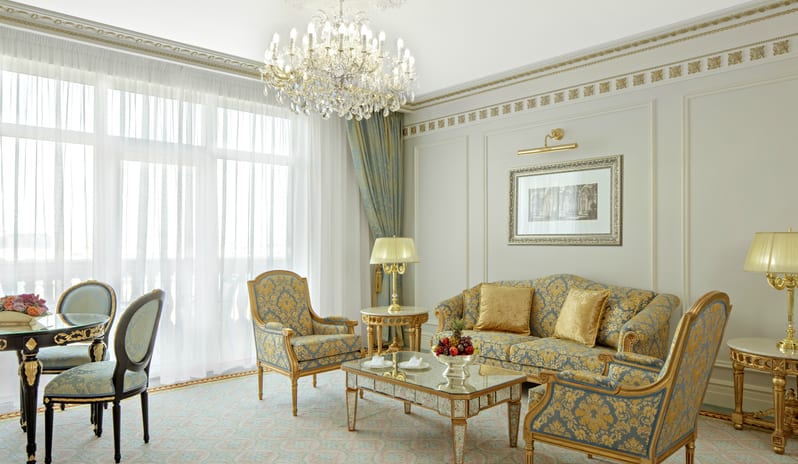 middle-east-holidays-dubai-raffles-the-palm-dubai-signature- suite-ocean