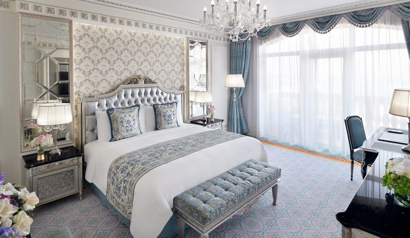 middle-east-holidays-dubai-raffles-the-palm-dubai-signature- suite-ocean