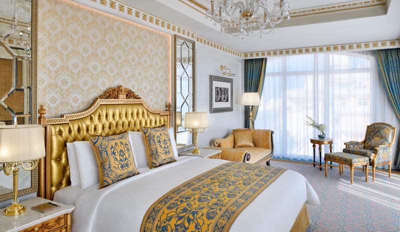 middle-east-holidays-dubai-raffles-the-palm-dubai-premier- suite-one-bedroom-palm