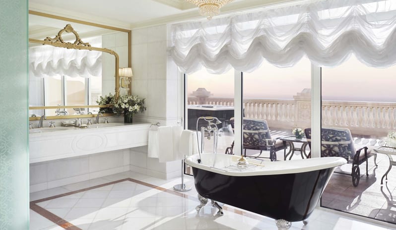 middle-east-holidays-dubai-raffles-the-palm-dubai-premier- jacuzzi-suite-one-bedroom-palm
