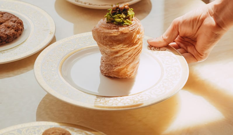 middle-east-holidays-dubai-raffles-the-palm-dubai-blüthner- hall