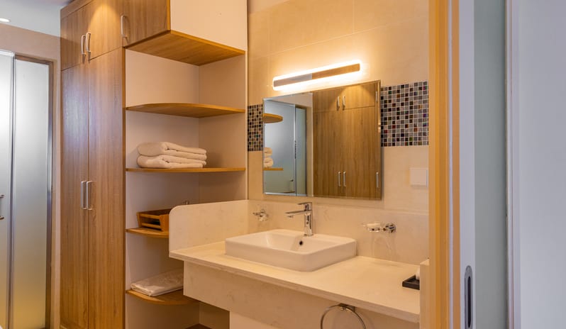 indian-ocean-holidays-maldives-siyam-world-maldives-lagoon-villa-with-pool-and-slide